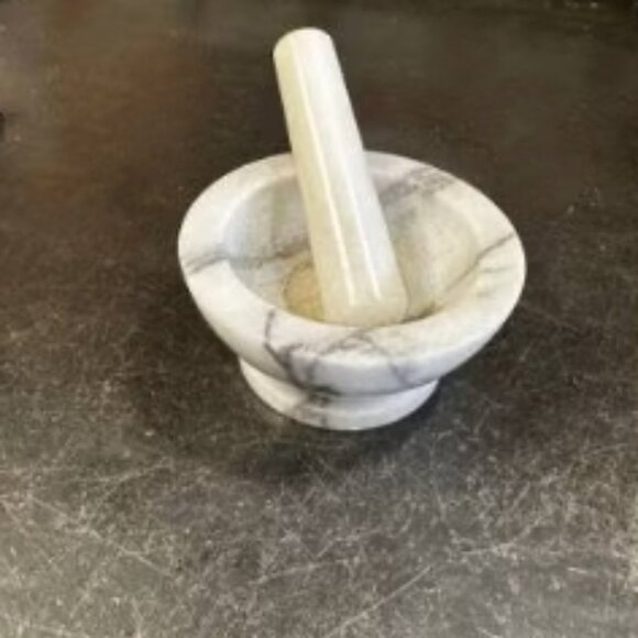 Sur La Table White Marble Mortar & Pestle - Picture 2 of 2